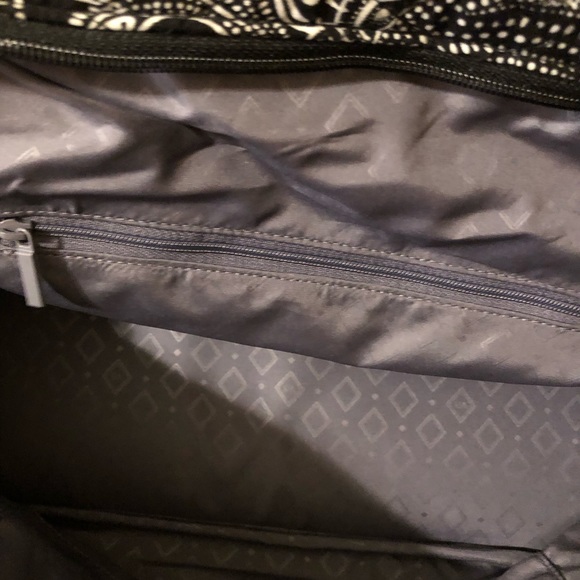 Vera Bradley, Stellar paisley wallet and bag! NWOT - Picture 4 of 10